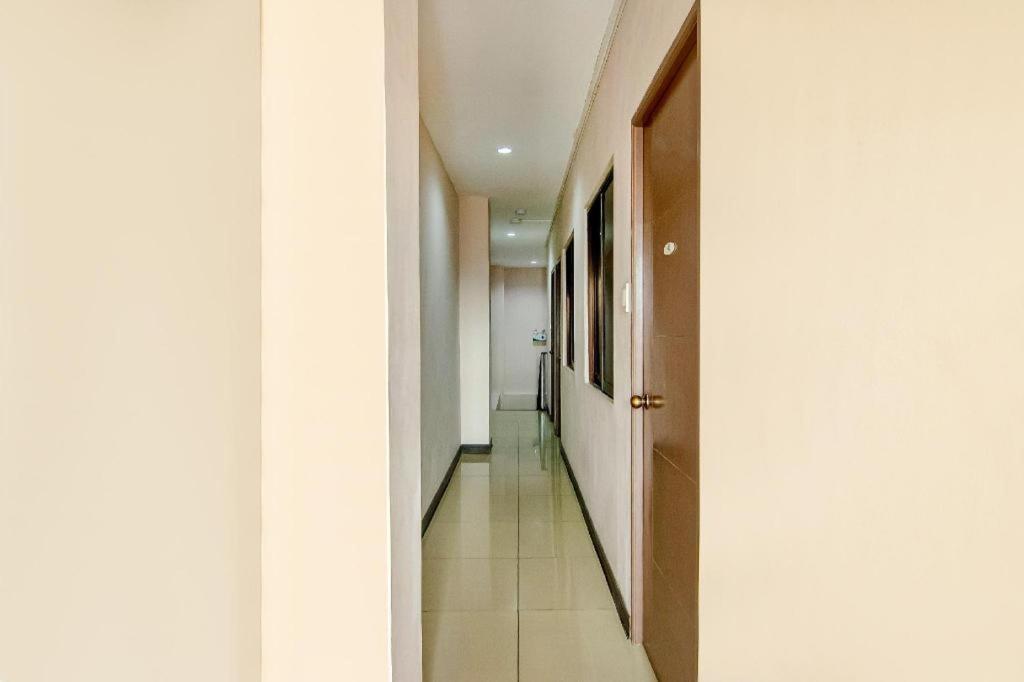 Oyo 766 Ichehan Apartments Manila Exteriör bild