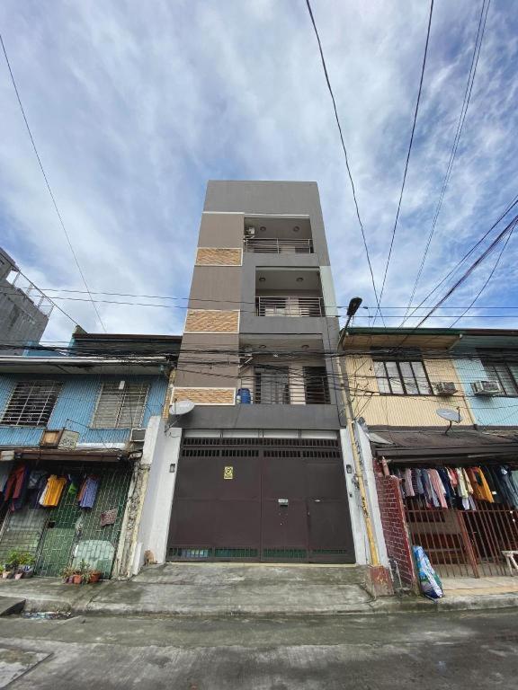 Oyo 766 Ichehan Apartments Manila Exteriör bild